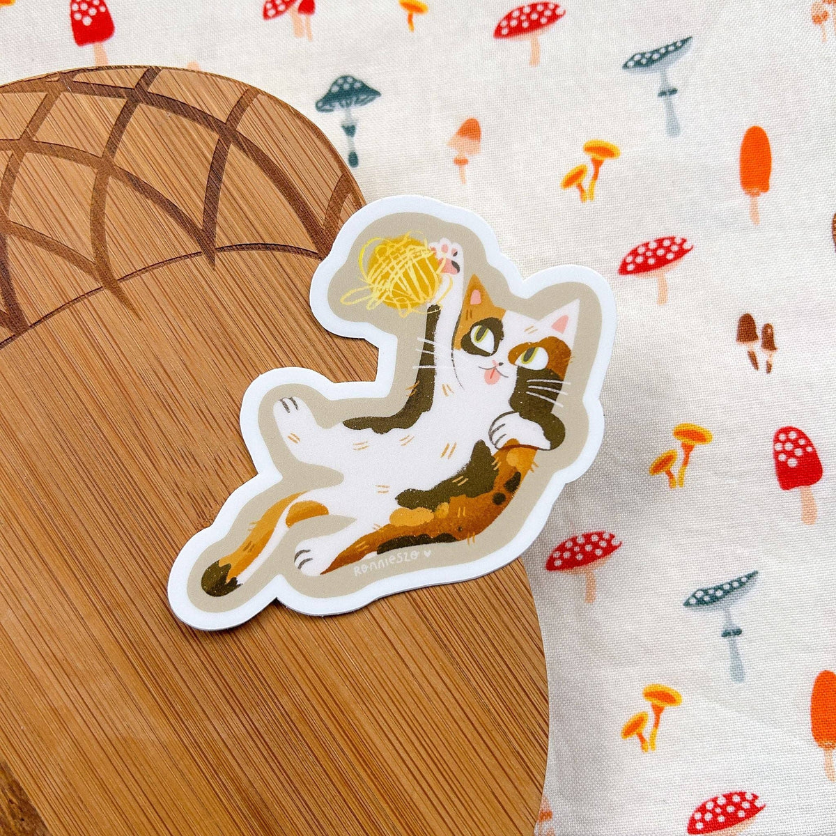 RonnieSzo Art - CALICO CAT Sticker