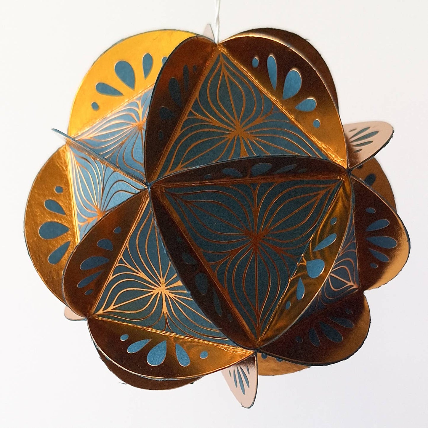 Kiss the Paper - Ornament Kit (Brass/Teal) Poinsettia 20 Sided