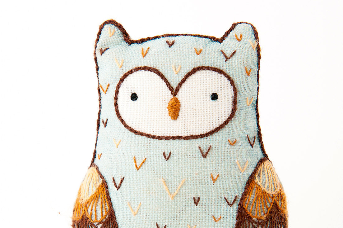 Kiriki Press - HORNED OWL Embroidery Kit (Level 2)
