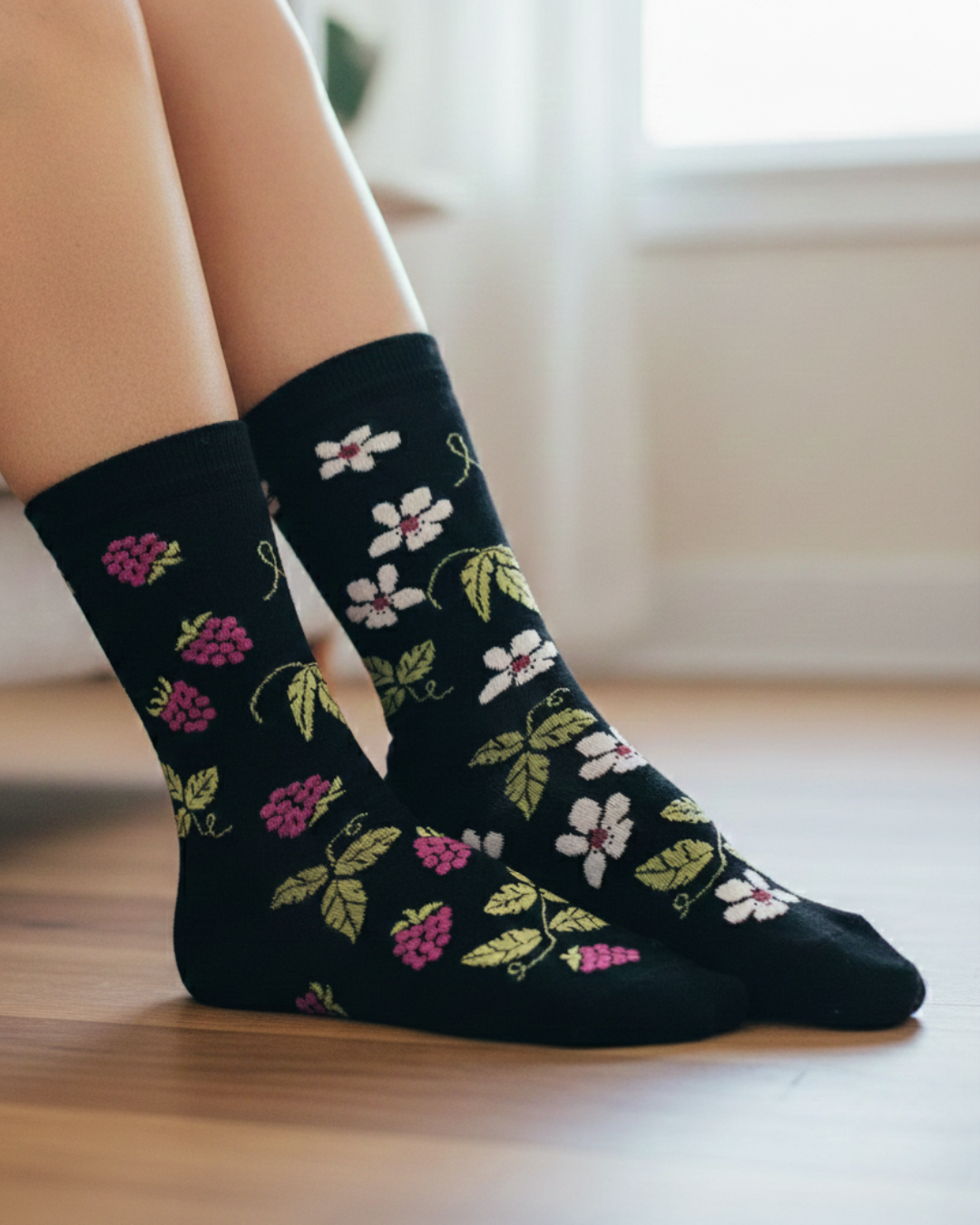 Friday Sock Co. - Women's Raspberry Bloom Mismatched Crew Socks