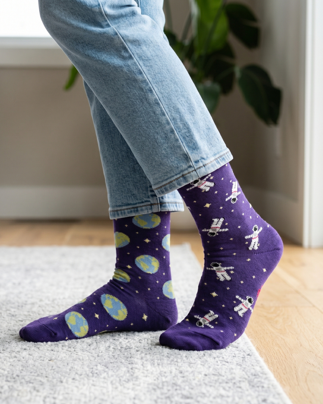 Friday Sock Co. - Women's Astronaut & Earth Crew Socks