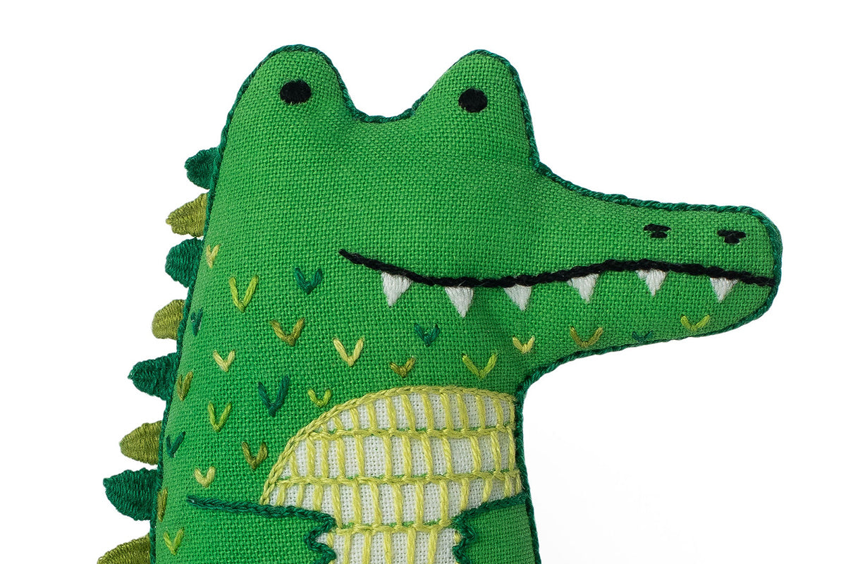 Kiriki Press - ALLIGATOR Embroidery Kit (Level 2)
