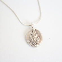 botanical necklace (no stone)