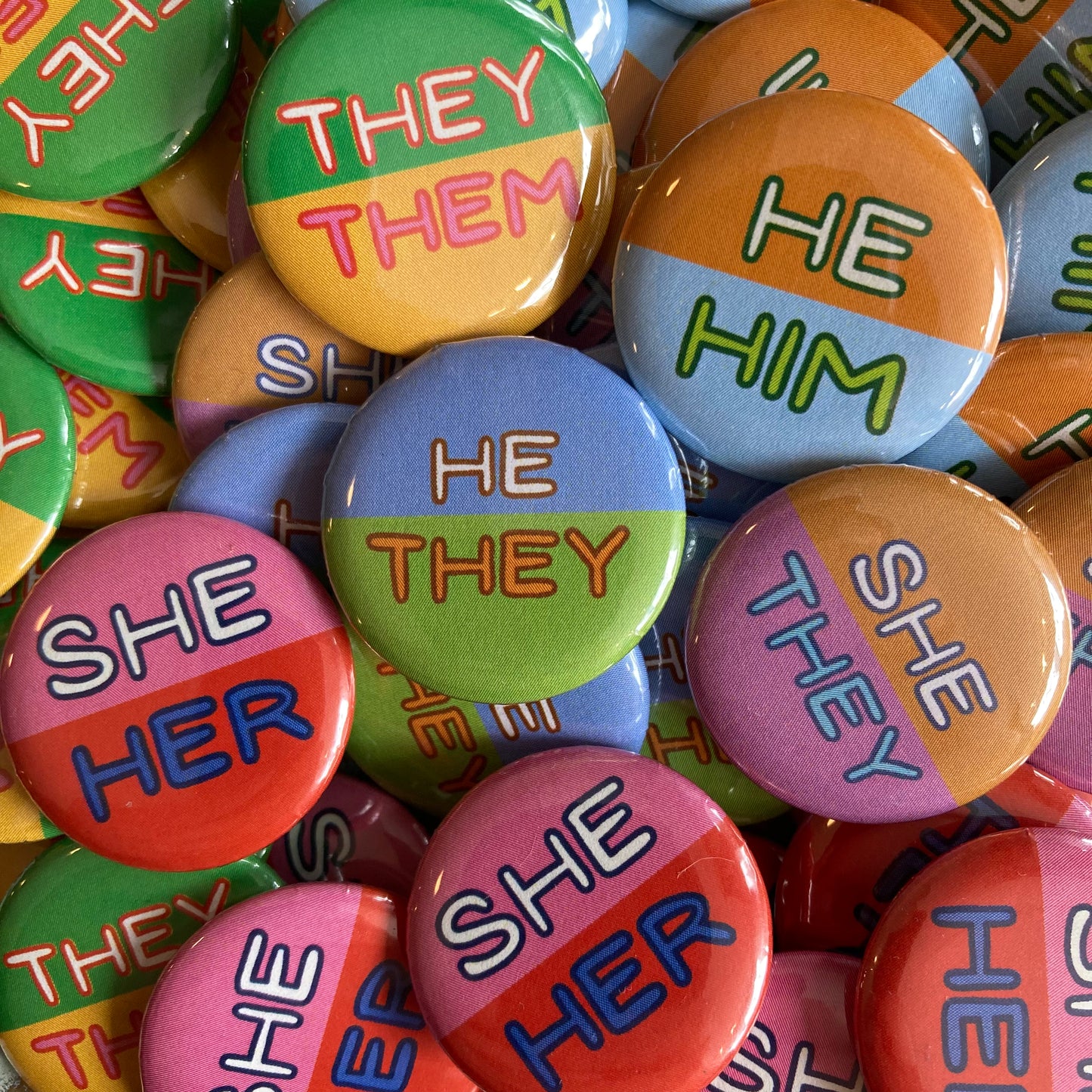 Watson & Lou - PRONOUN PINS