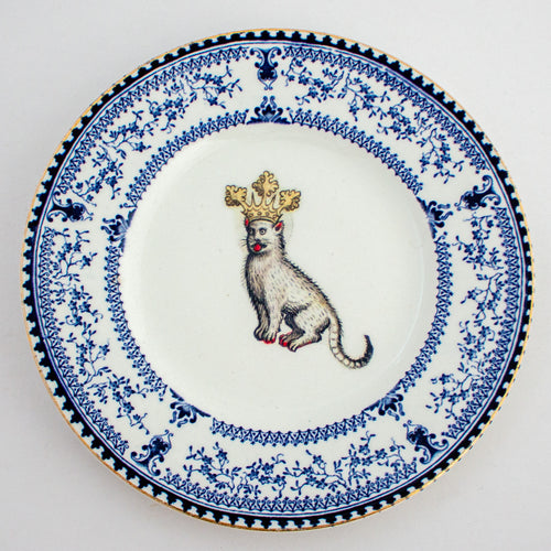 medieval cat with crown- decorative plate