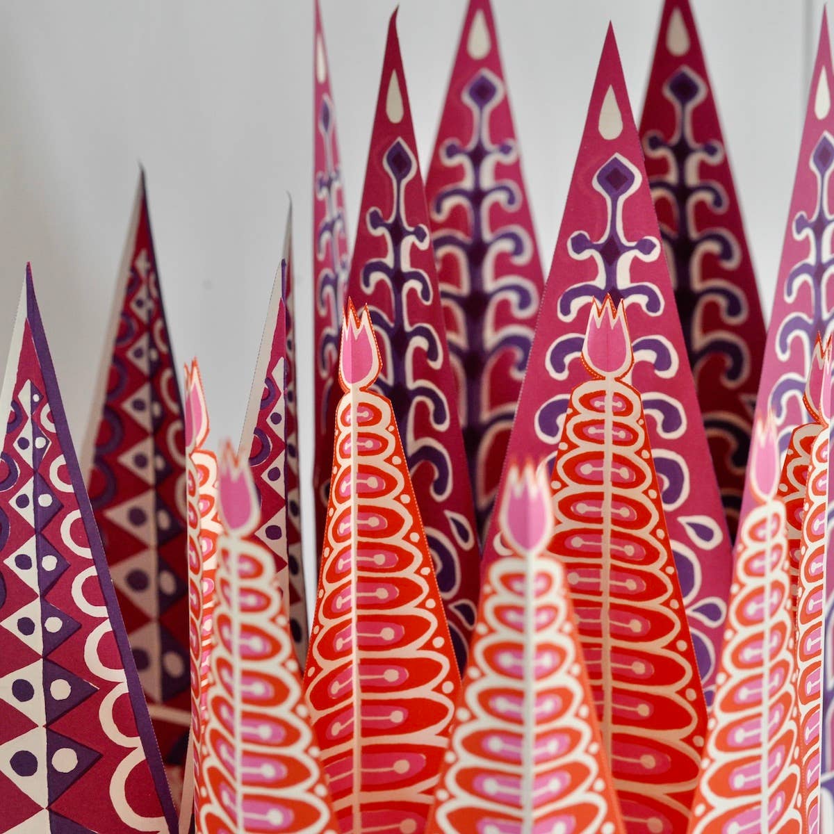 Cambridge Imprint - SIX CROWNS