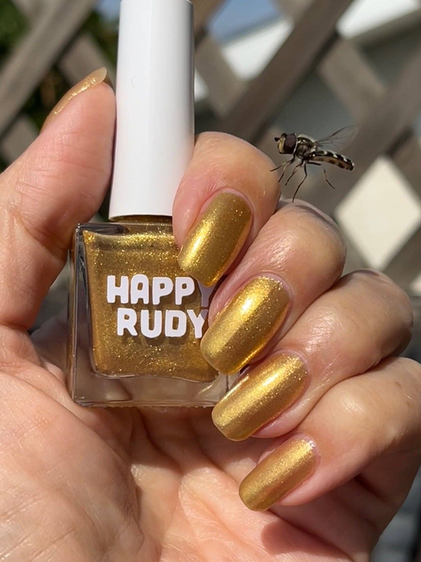 Happy Rudy - Fête | Vegan Nail Polish | Gold Eco-Glitter | Celebration