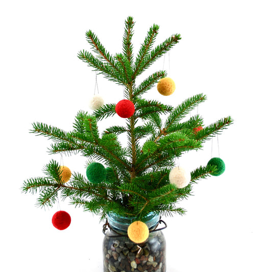 Lunenburg Makery - DECK THE HALLS Needle Felting Kit