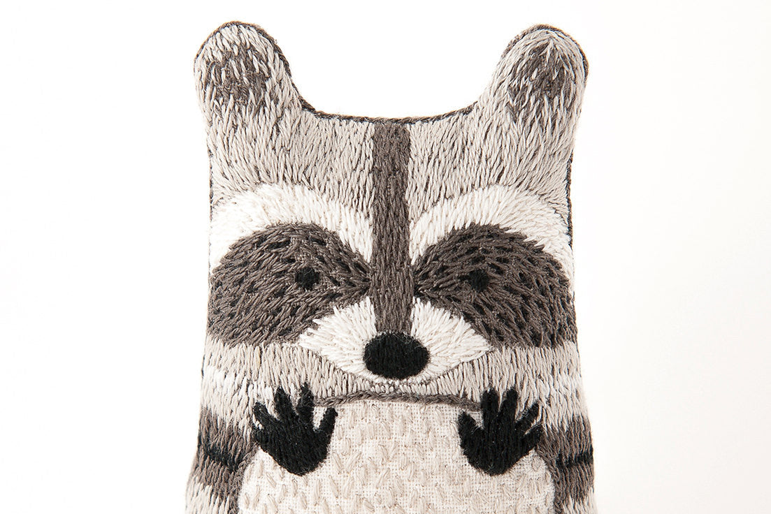 Kiriki Press - RACCOON Embroidery Kit (Level 3)