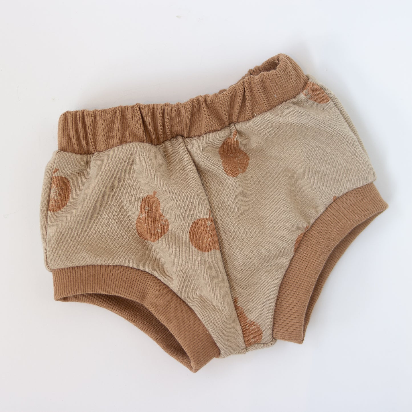 apple and pear shorties
