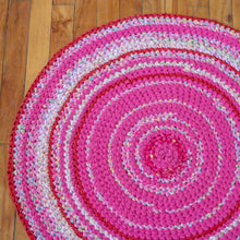 SALE - round rag rug - hot pink and floral 32"